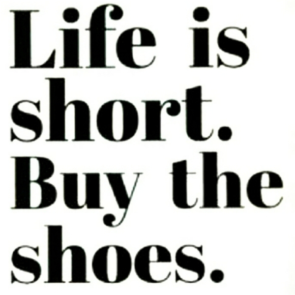 RED KISS 💋 Platforms - Picture 12 of 13